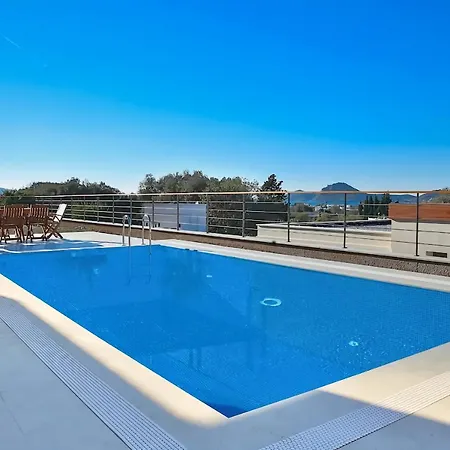 Modern Ares Villa ヴィラ